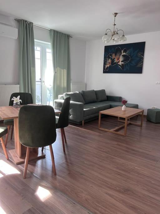 Braytim Residence Free Private Parking Giroc Εξωτερικό φωτογραφία